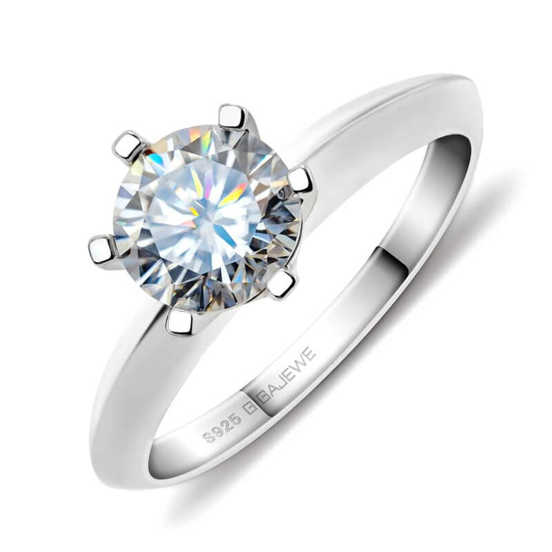 1.0ct 18K White Gold Moissanite Engagement Ring - Deluxudor